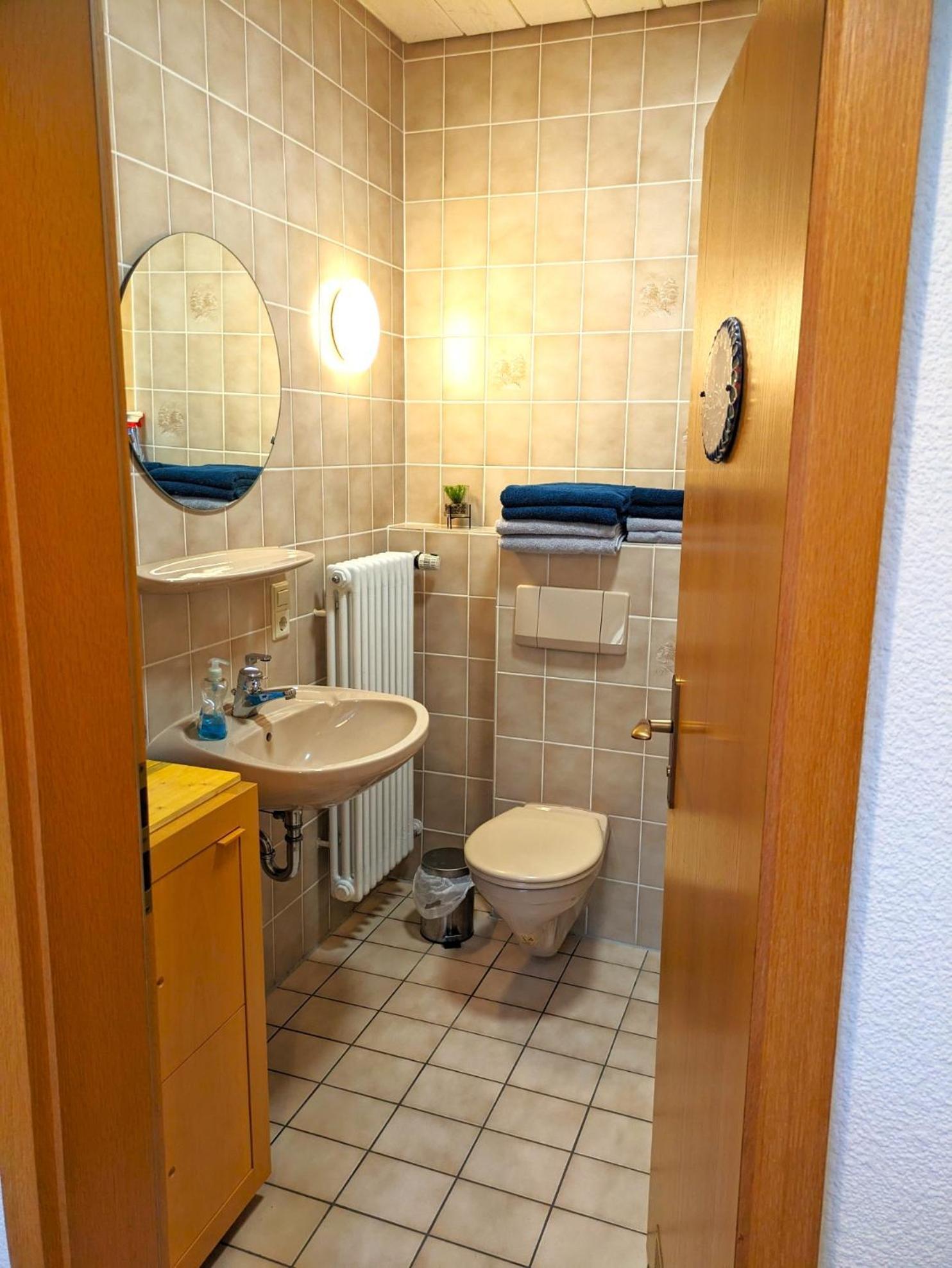 4 Zimmer Geraeumige Und Ruhig Gelegene Ferien- Und Monteurwohnung Nur Fuer Sie Allein Aujvari Vermietungen Spiegelberg 외부 사진